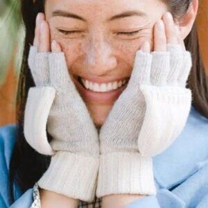 Siizu Cozy Convertible Mittens Womens Cream and Gray Knitted 100% Polyester